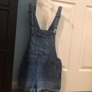 overalls (shorts)